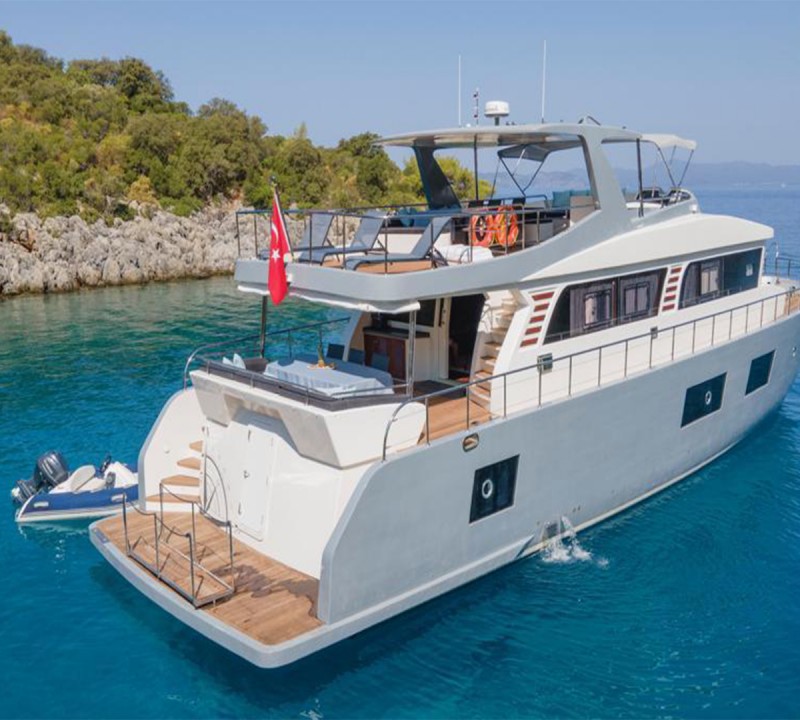 COMPASS Yacht Charter Details, Fethiye Shipyard CHARTERWORLD Luxury